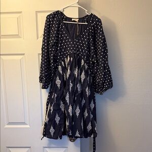 Chic Navy Dress with Polka Dots and Leaf Pattern